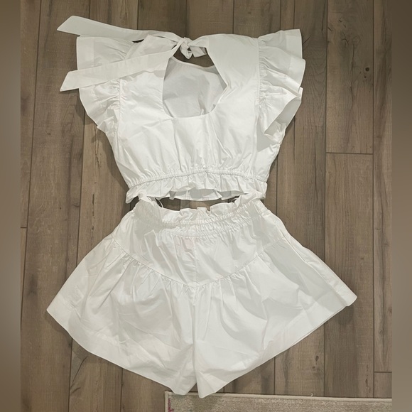Source Unknown White Ruffle Sleeve Set - Picture 2 of 4